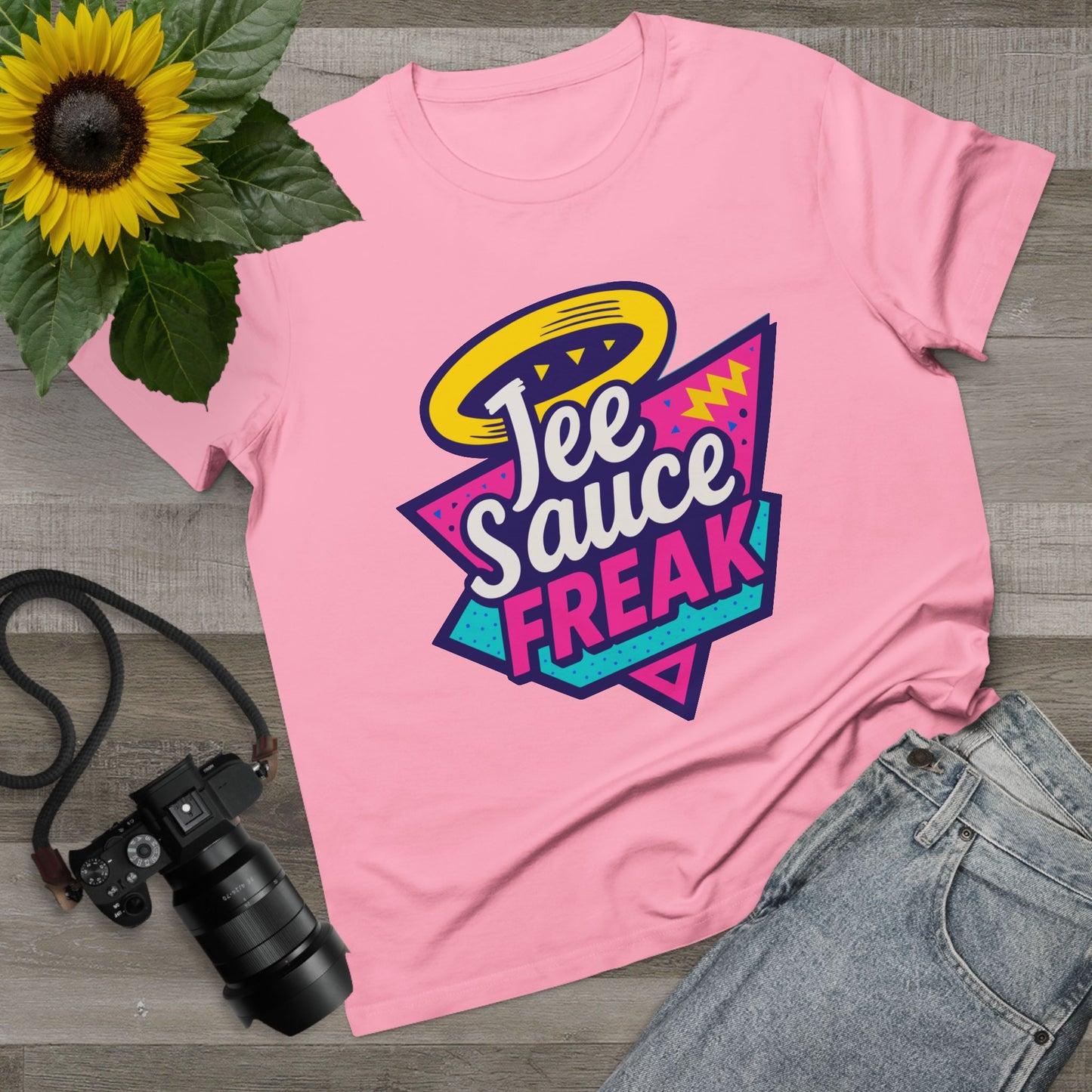 JeeSauce Freak Tee | Womans Retro Neon Logo T-Shirt